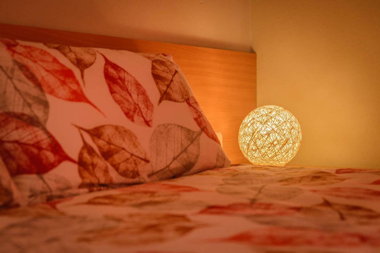 Apartamento "El Lila" - Parking Incluido Olot Bagian luar foto